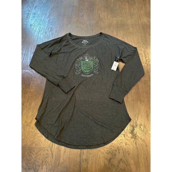 Universal Studios Harry Potter Slytherin Long Sleeve Rhinestone Shirt nwt - Picture 1 of 3